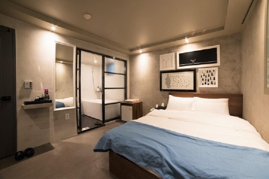 MW Hotel 2*