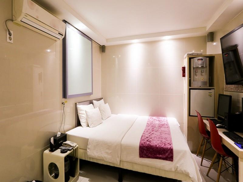 MW Hotel 2*