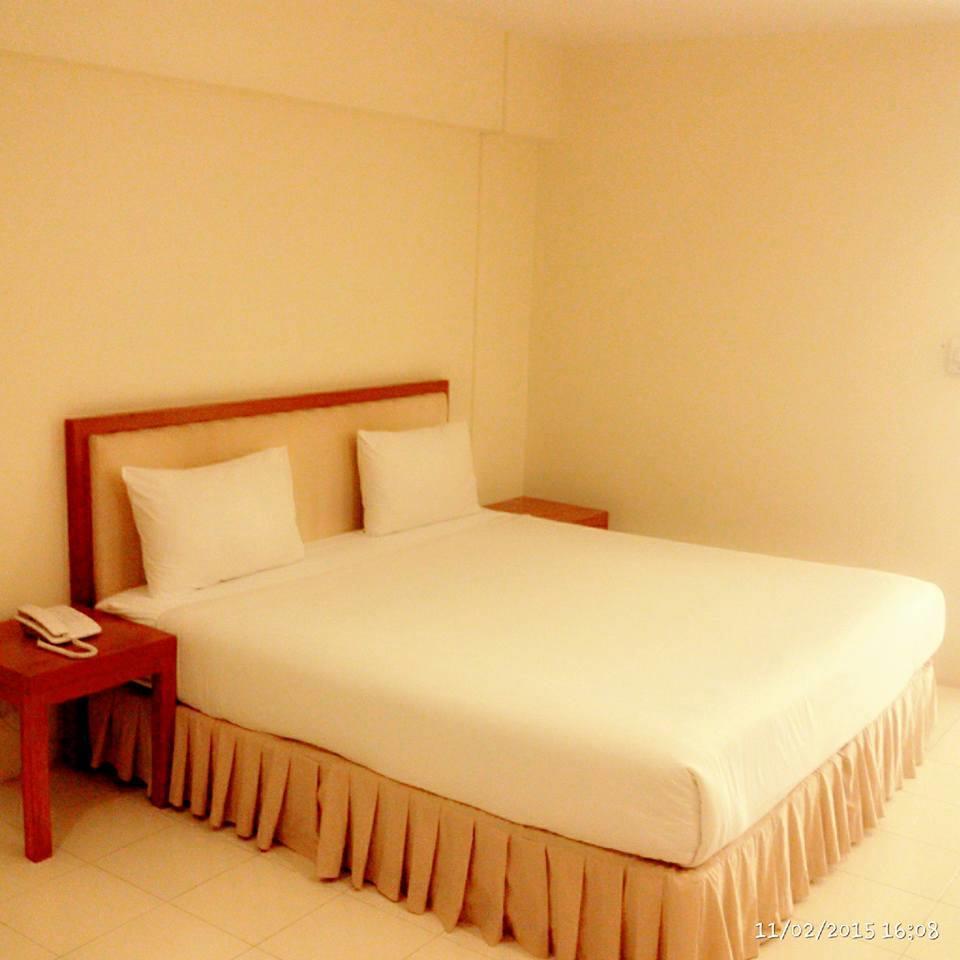 Phromsuk Hotel Ayutthaya 2*