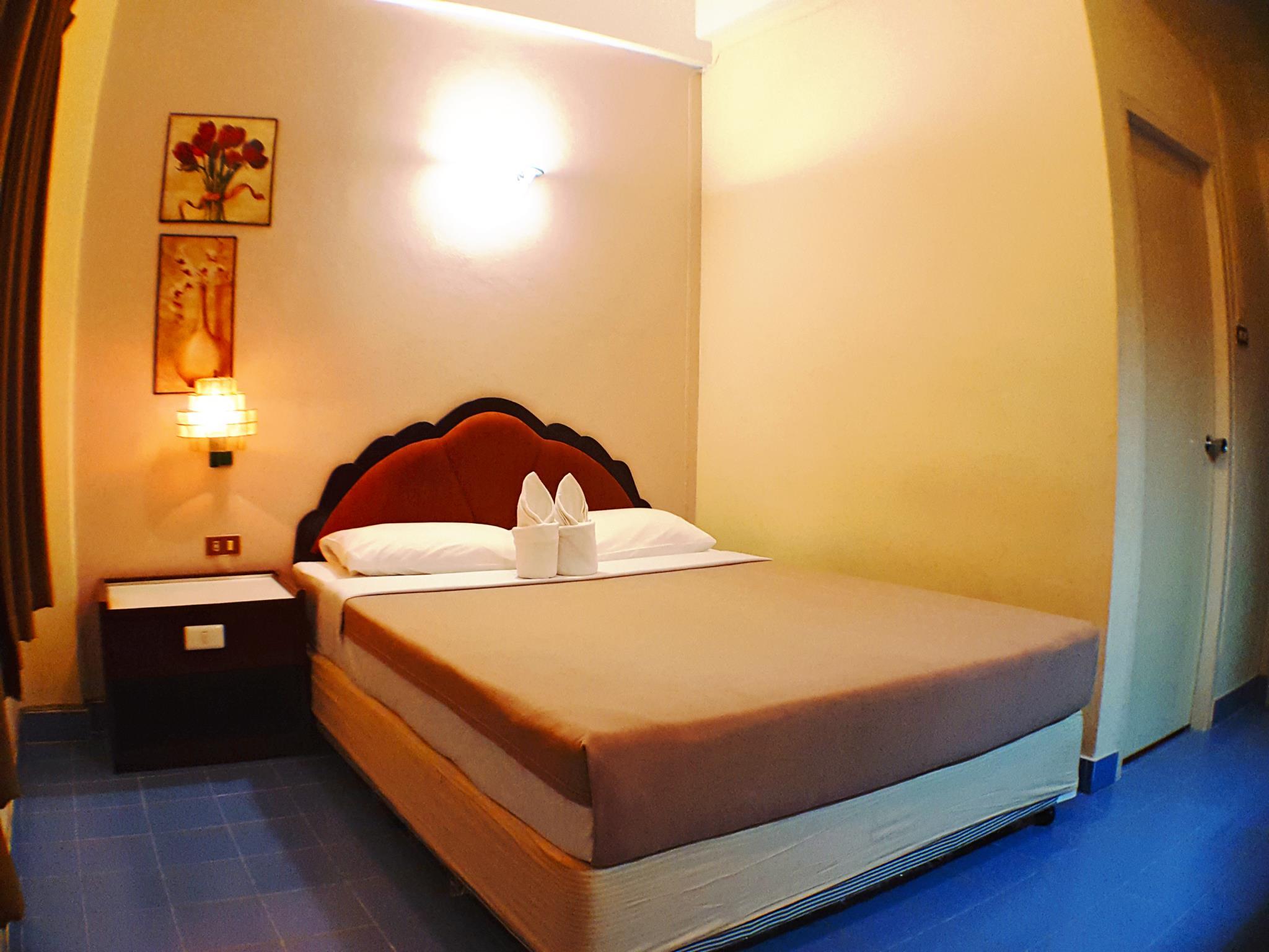 Pacific Inn 2*