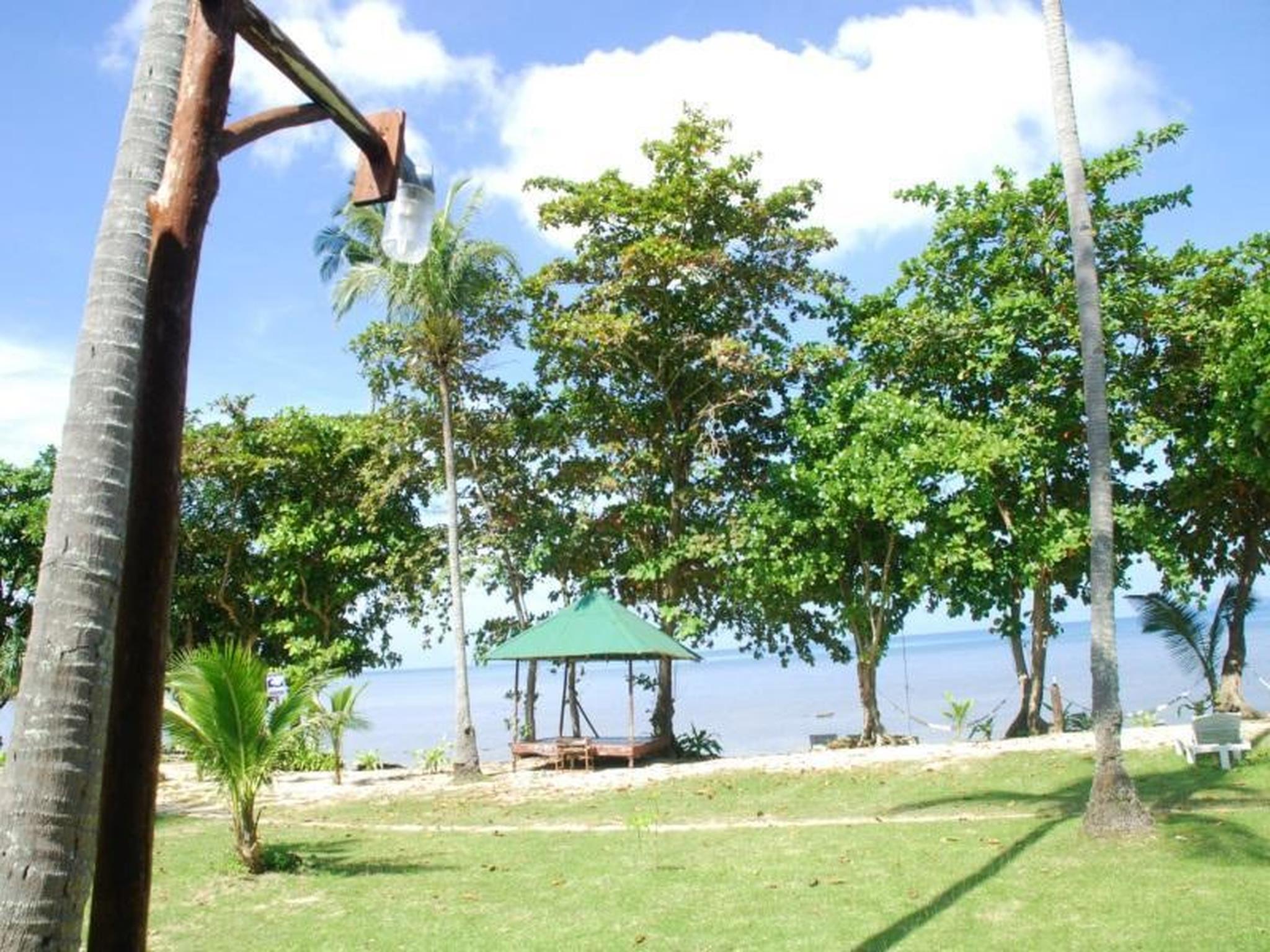 Libong Beach Resort 2*
