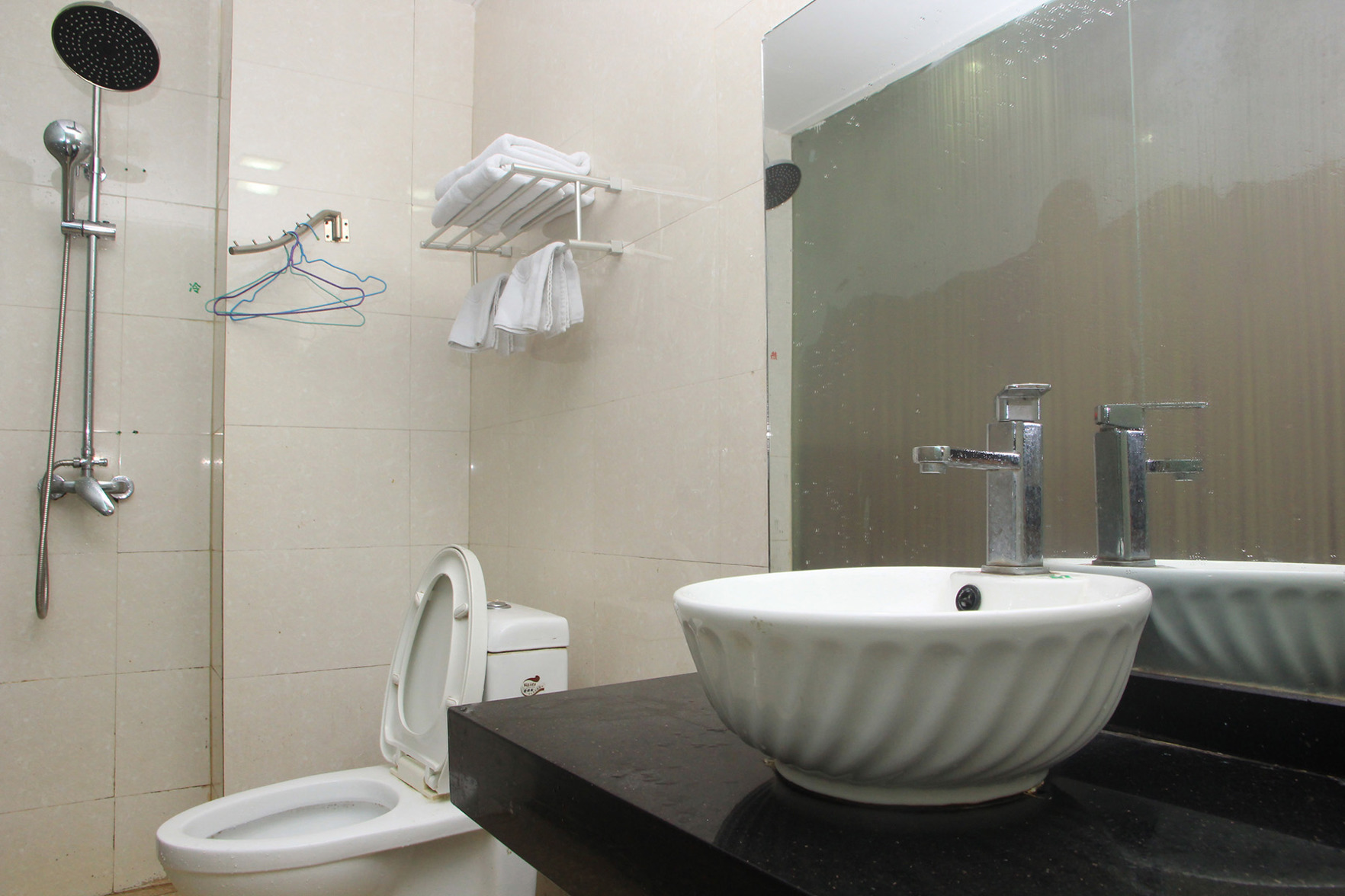 Guangzhou Jintan Fashion Hotel (Zhongluotan Subway Station) 2*