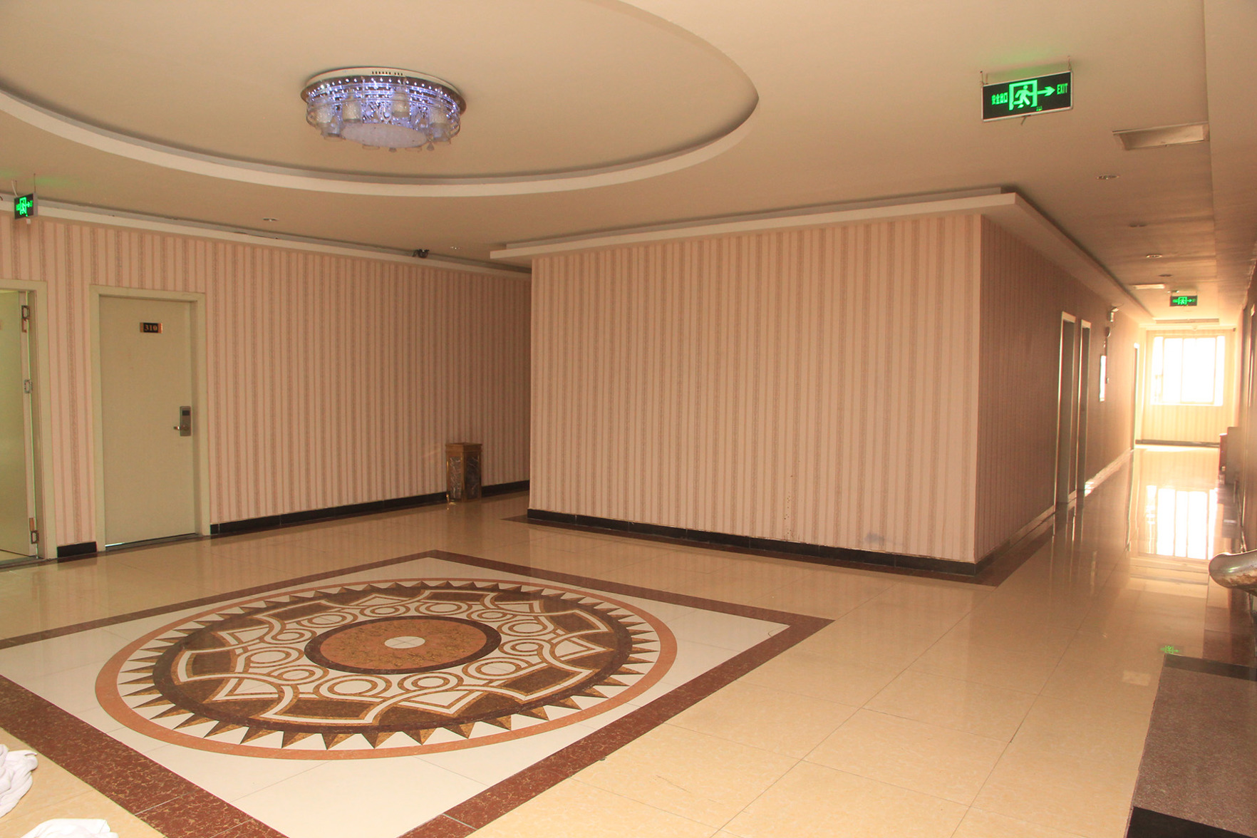 Guangzhou Jintan Fashion Hotel (Zhongluotan Subway Station) 2*