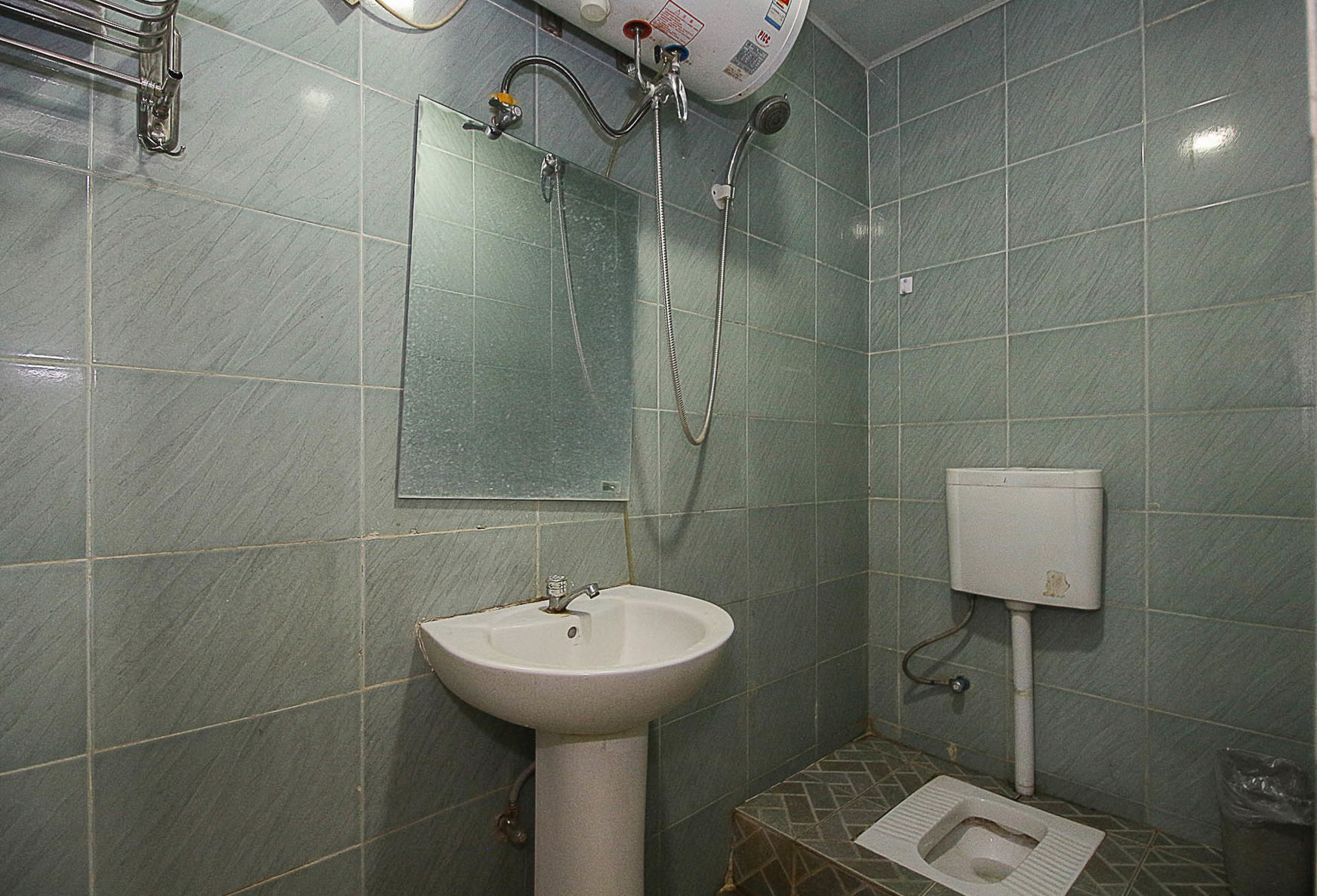 Sunshine Express Hotel(Haikou international trade store) 2*