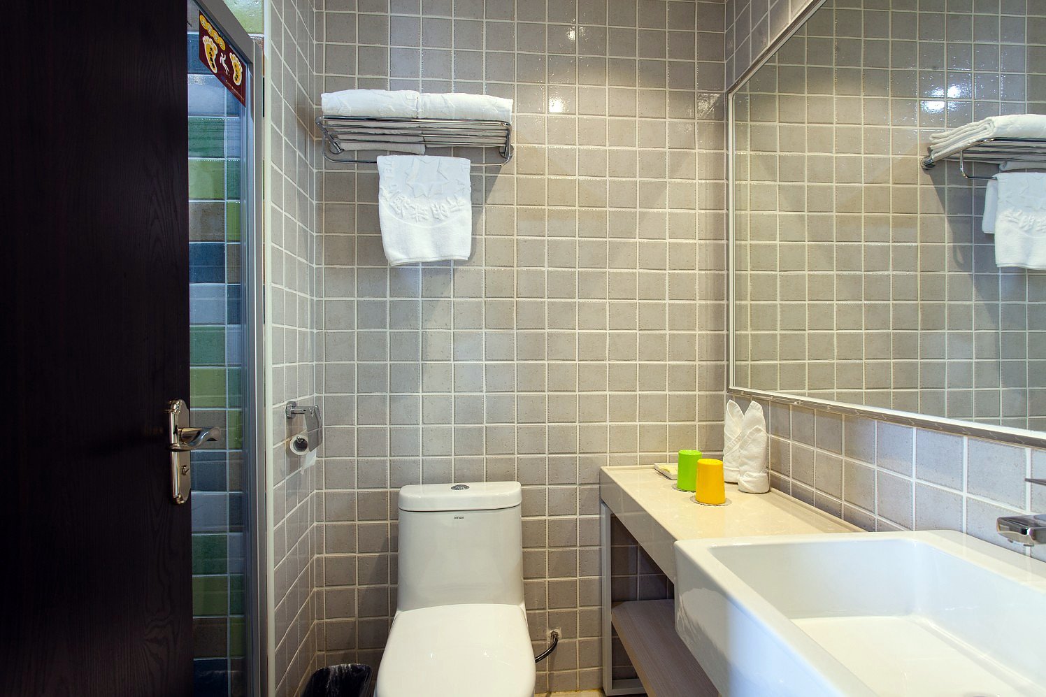 Zhanghe Hotel 3*