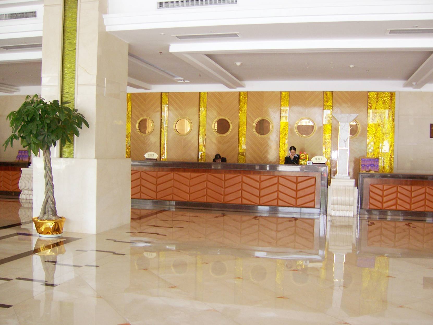 Ocean International Hotel (Zhanjiang Jinshawan Scenic Area Branch) 3*