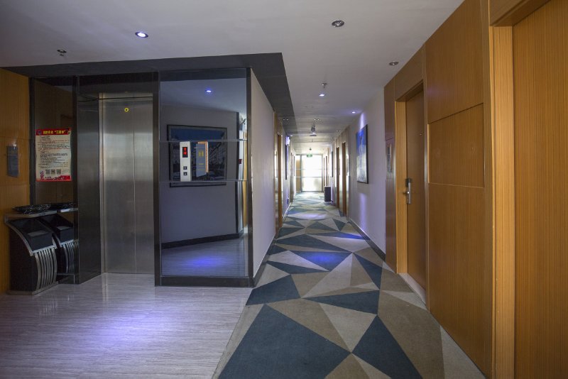 Yeste Hotel (Yulin Culture Square) 3*