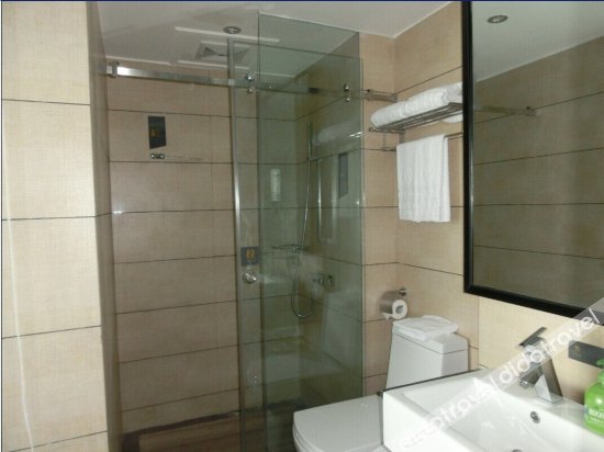 Yeste Hotel (Yulin Culture Square) 3*