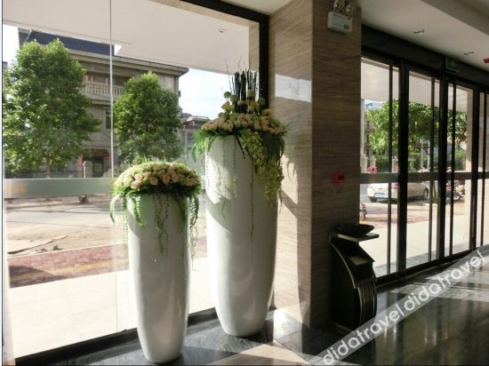 Yeste Hotel (Yulin Culture Square) 3*