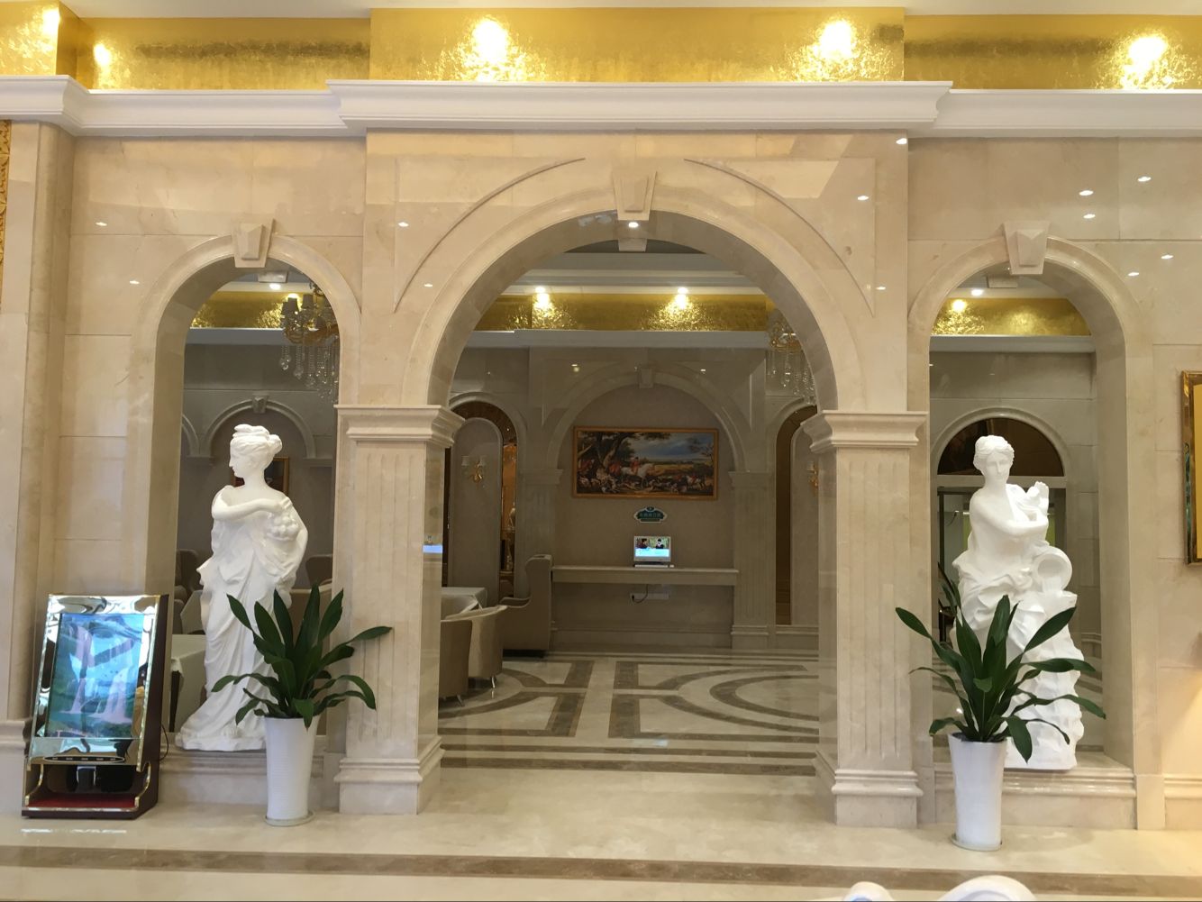 Vienna International Hotel (Foshan Zumiao Zhangcha Branch) 3*