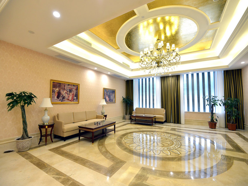 Vienna International Hotel (Qinzhou North District Government High Speed Railway Station) 3*