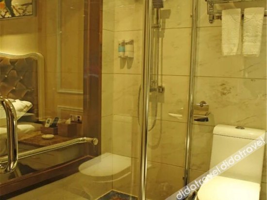 Ai Shang Hotel 2*