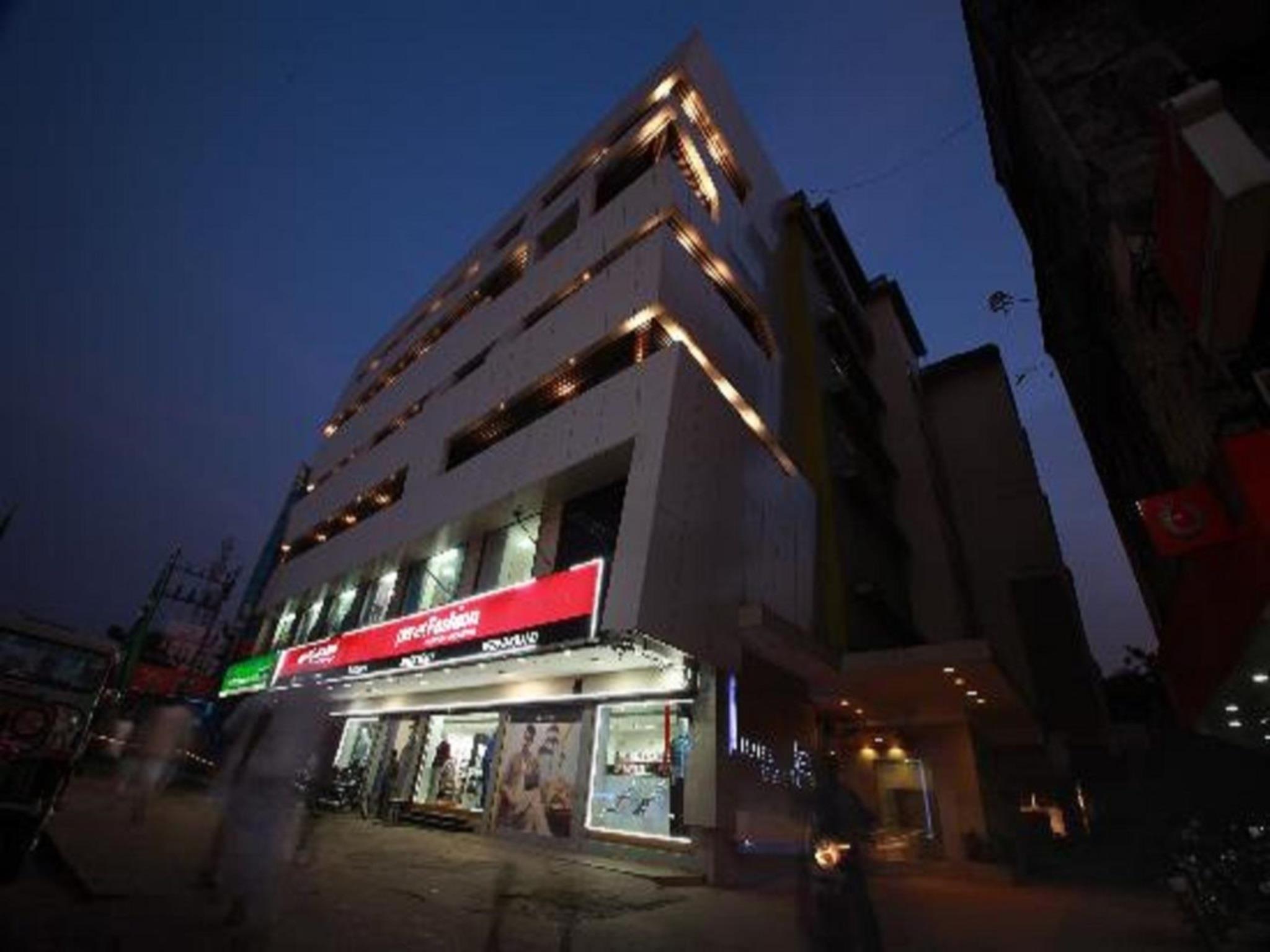 Nexstay Asma Tower 3*