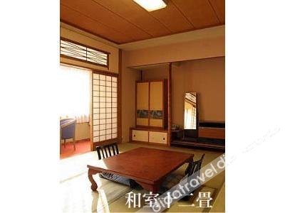Fuji Yamanakako Hotel 2*