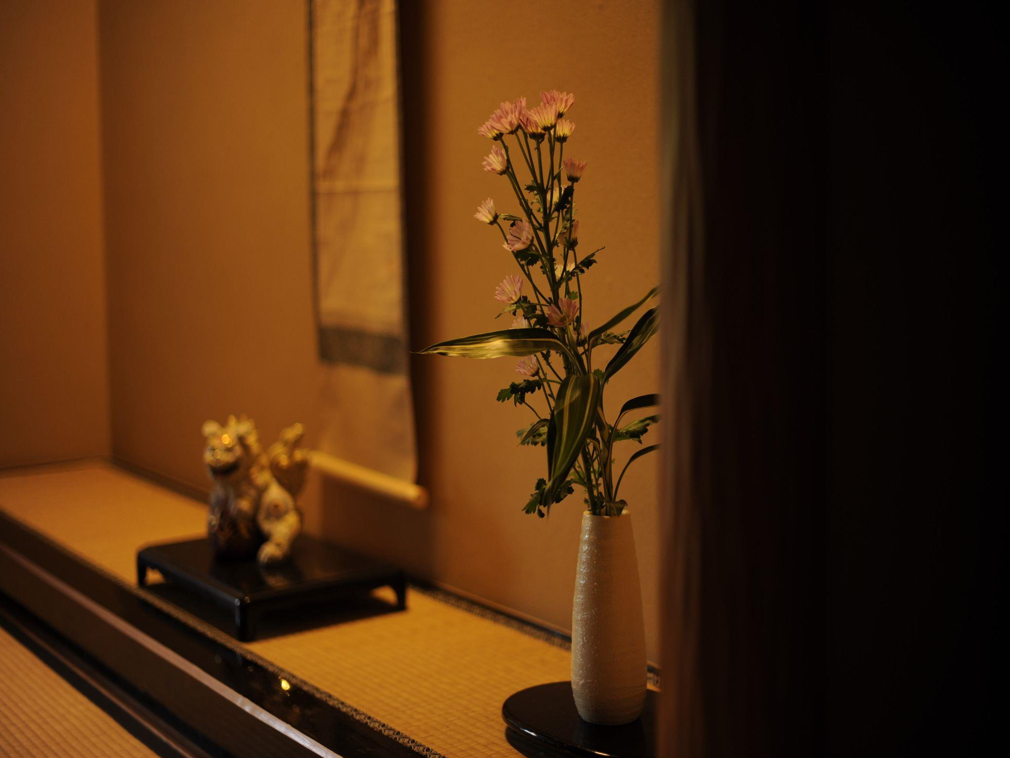 Yamanaka Onsen Shirasagiyu Tawaraya 3*