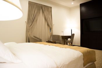 Diamond Hotel 4*