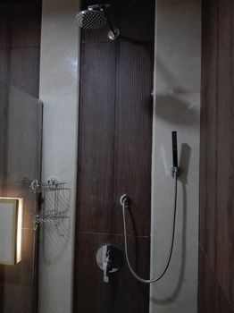 Diamond Hotel 4*