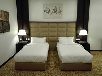 Diamond Hotel 4*
