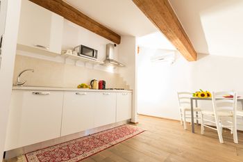 Marconi Rooms Alloggio Segreto 2*