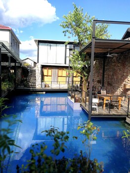 Bantianju Hostel 2*