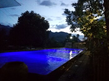 Bantianju Hostel 2*