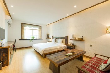 Bantianju Hostel 2*