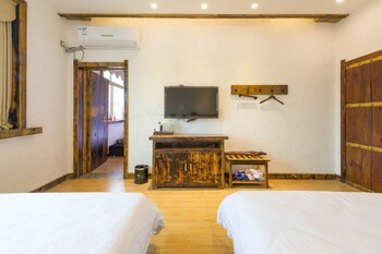 Bantianju Hostel 2*