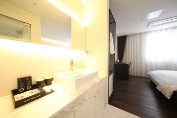 ACC Design Hotel 3*