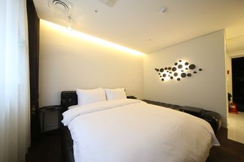 ACC Design Hotel 3*