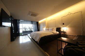 ACC Design Hotel 3*