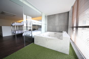 ACC Design Hotel 3*