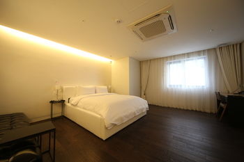 ACC Design Hotel 3*