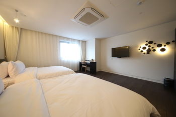 ACC Design Hotel 3*