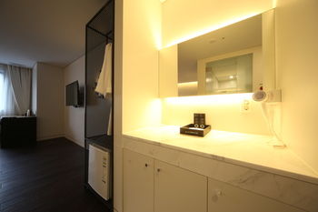 ACC Design Hotel 3*