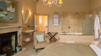 Welgelegen House by RETURN Africa 3*