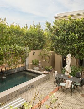 Welgelegen House by RETURN Africa 3*