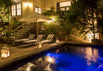 Welgelegen House by RETURN Africa 3*