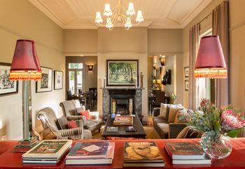 Welgelegen House by RETURN Africa 3*