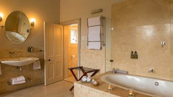 Welgelegen House by RETURN Africa 3*