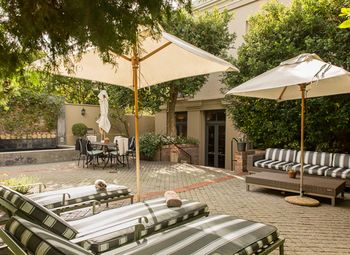 Welgelegen House by RETURN Africa 3*
