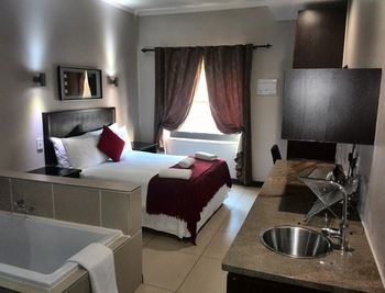Alcazaba Lodges 3*