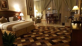 Qasr Al Sahab 4*