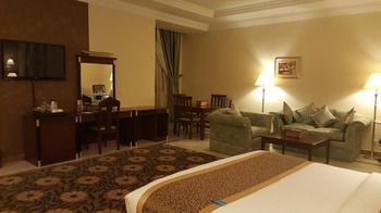 Qasr Al Sahab 4*