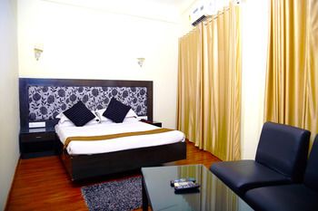 Green Park residency 3*