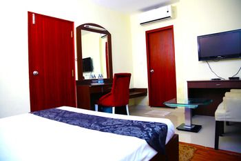 Green Park residency 3*