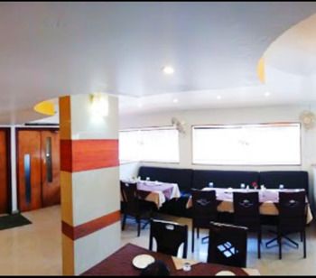 Green Park residency 3*