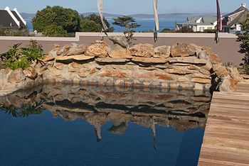 Whale Away Guest House 4*