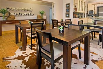 Whale Away Guest House 4*