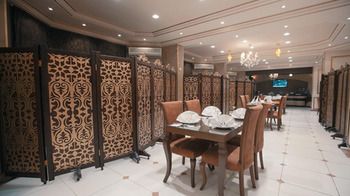 Al-Borg Al-Watheer Serviced Apartments 3*