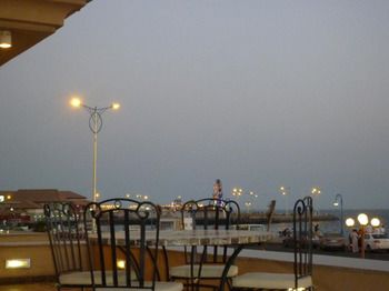 Al-Borg Al-Watheer Serviced Apartments 3*